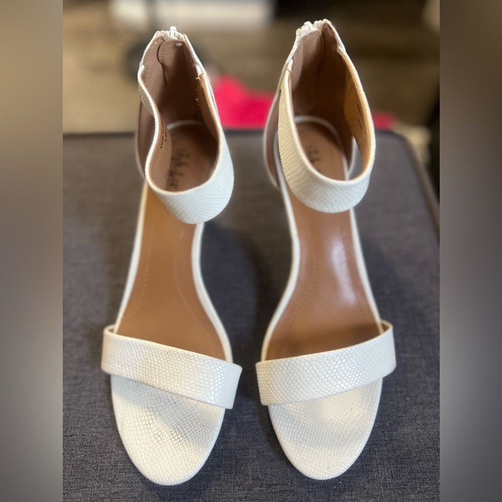 Summer leather heels